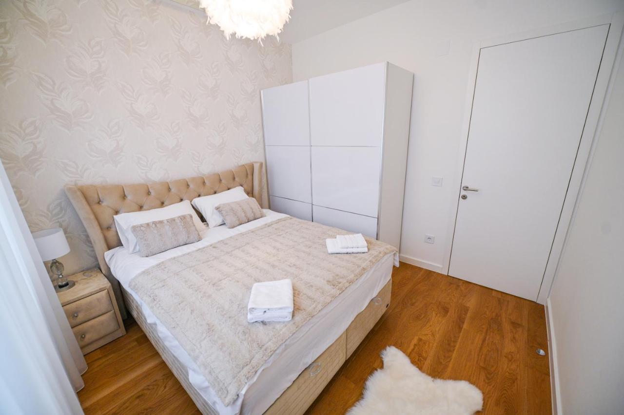 Apartman City Charm Banja Luka Ngoại thất bức ảnh
