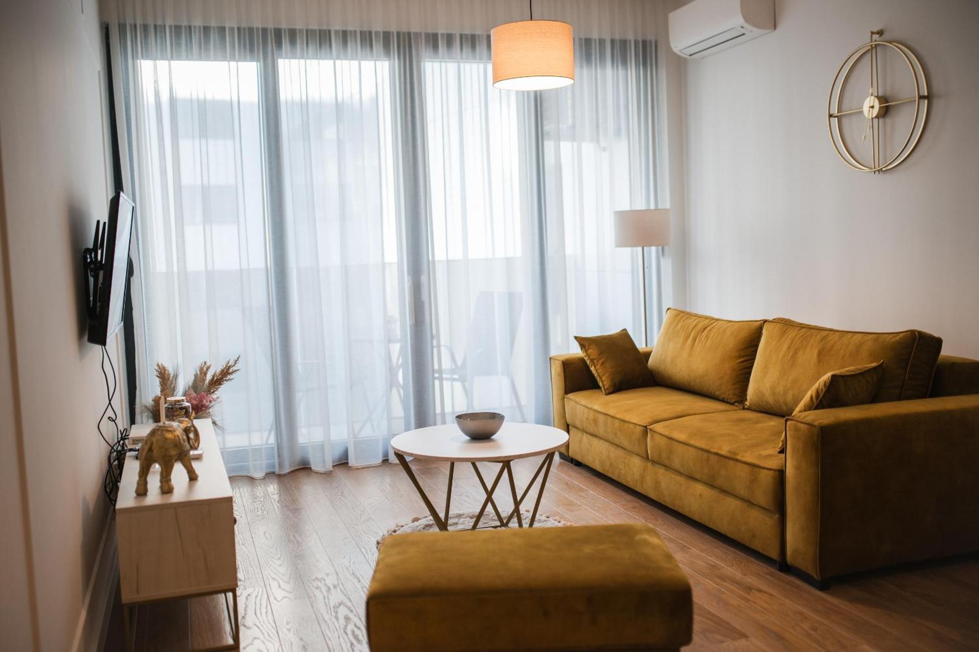 Apartman City Charm Banja Luka Ngoại thất bức ảnh