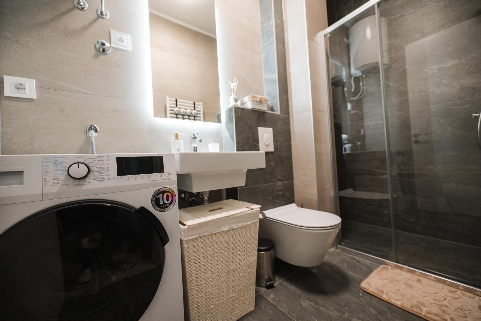 Apartman City Charm Banja Luka Ngoại thất bức ảnh