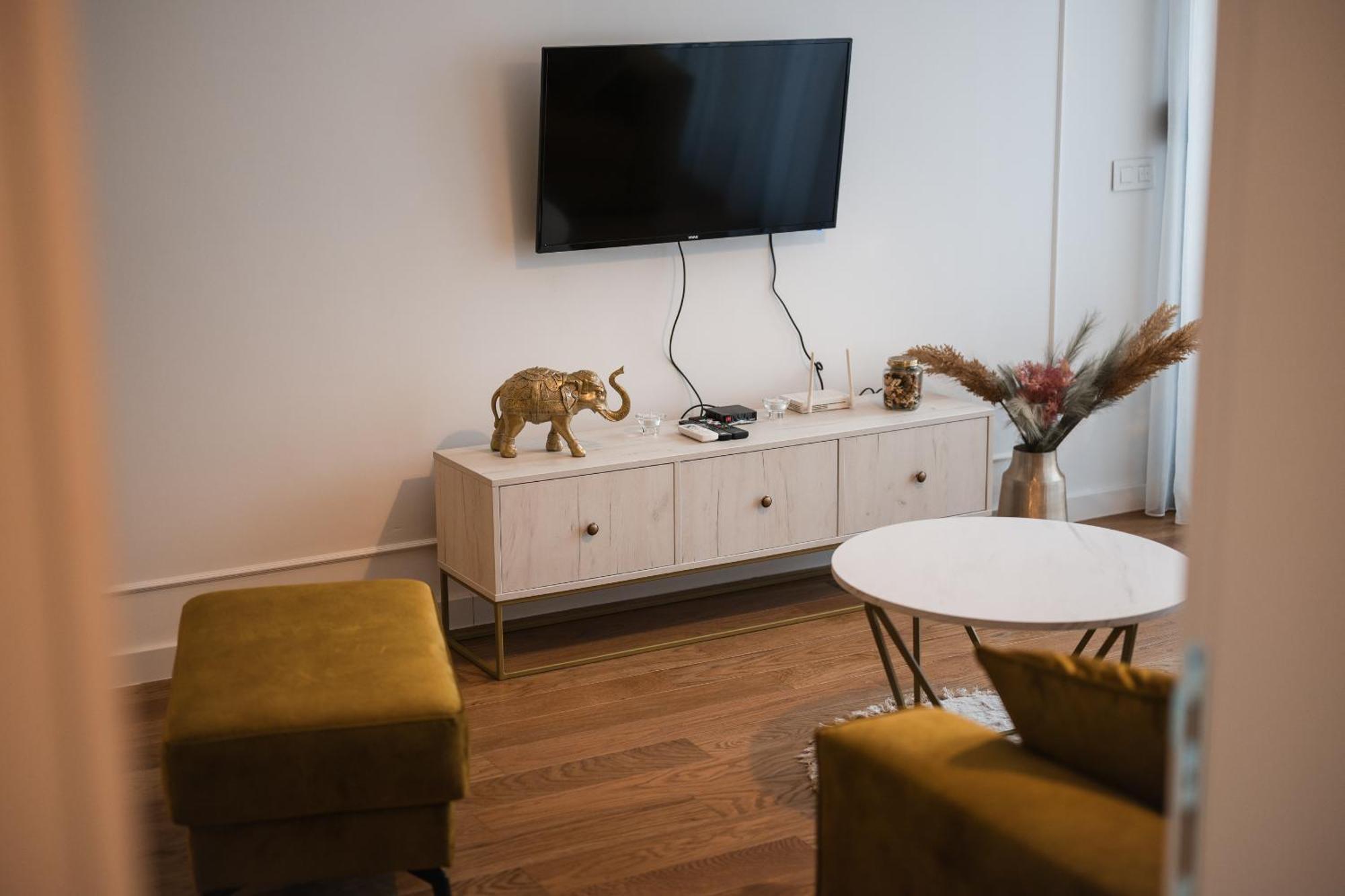 Apartman City Charm Banja Luka Ngoại thất bức ảnh